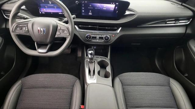 2025 Buick NV Preferred FWD