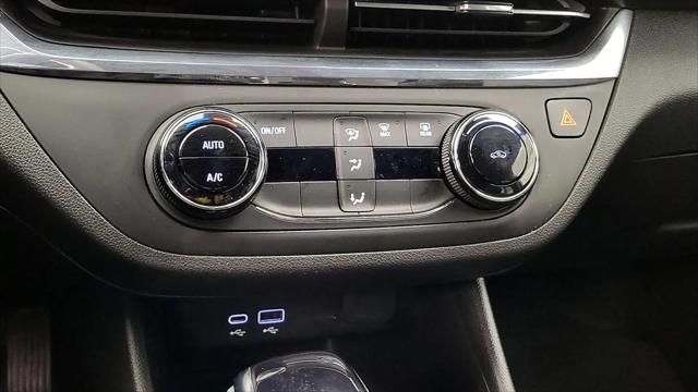 2025 Buick NV Preferred FWD