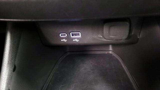 2025 Buick NV Preferred FWD