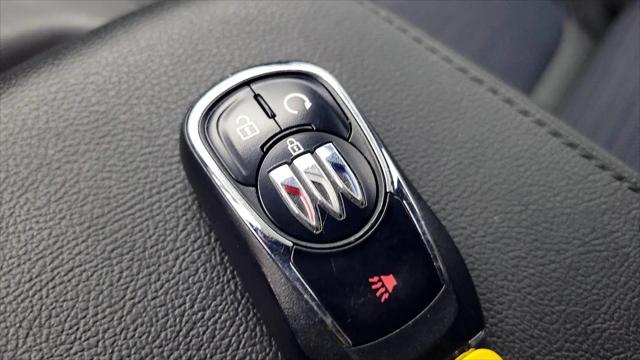 2025 Buick NV Preferred FWD