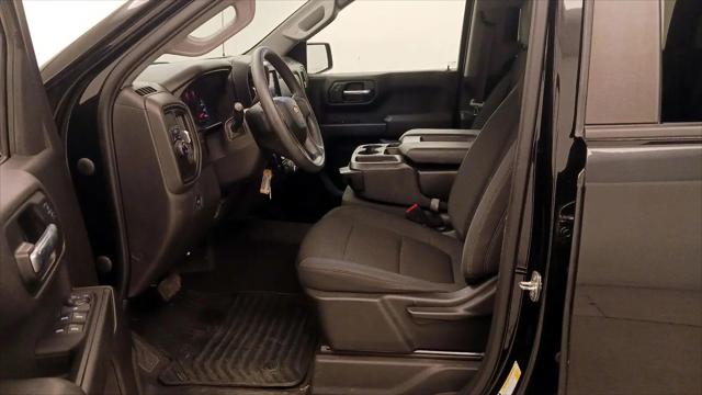 2021 Chevrolet Silverado 1500 2WD Crew Cab Short Bed Custom