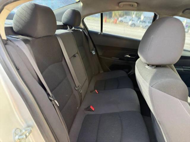 2016 Chevrolet Cruze Limited 1LT Manual