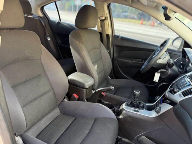 2016 Chevrolet Cruze Limited 1LT Manual