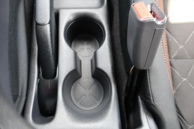 2020 Nissan Kicks SR Xtronic CVT