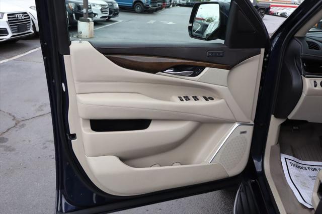 2020 Cadillac Escalade 4WD Luxury