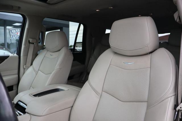 2020 Cadillac Escalade 4WD Luxury