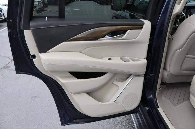2020 Cadillac Escalade 4WD Luxury