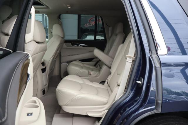 2020 Cadillac Escalade 4WD Luxury