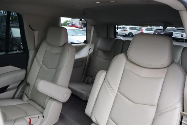2020 Cadillac Escalade 4WD Luxury