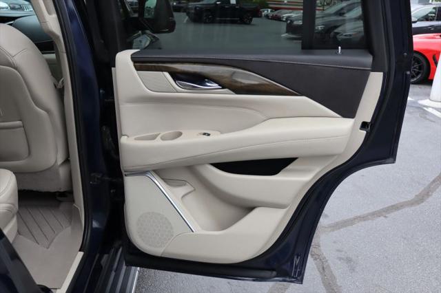 2020 Cadillac Escalade 4WD Luxury