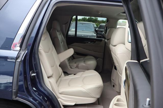 2020 Cadillac Escalade 4WD Luxury