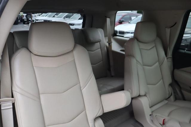 2020 Cadillac Escalade 4WD Luxury