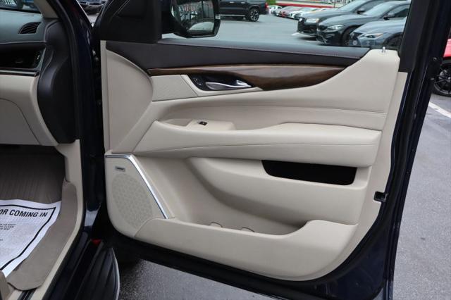 2020 Cadillac Escalade 4WD Luxury
