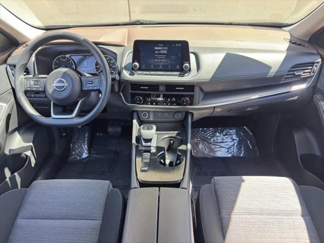 2023 Nissan Rogue SV FWD