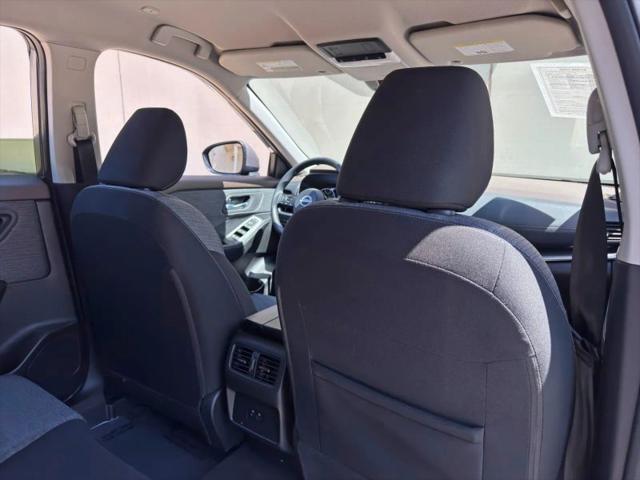 2023 Nissan Rogue SV FWD
