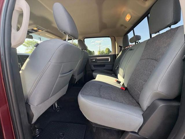 2017 Ram 1500 Big Horn Crew Cab 4x4 5'7" Box
