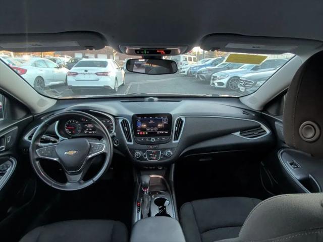 2021 Chevrolet Malibu FWD RS