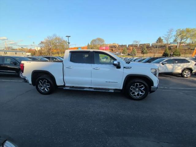 2024 GMC Sierra 1500 4WD Crew Cab Short Box SLT