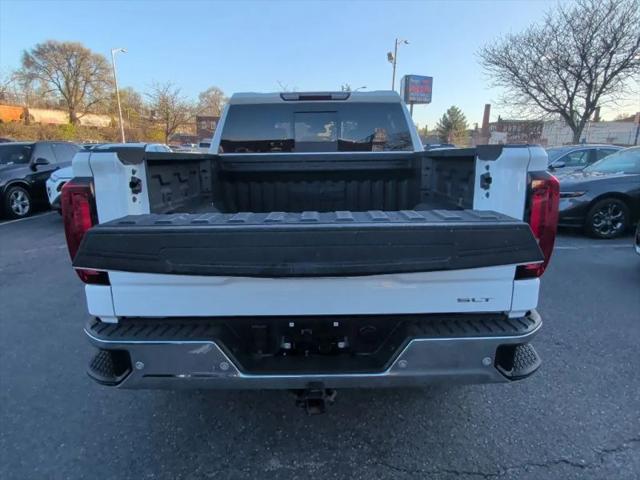 2024 GMC Sierra 1500 4WD Crew Cab Short Box SLT