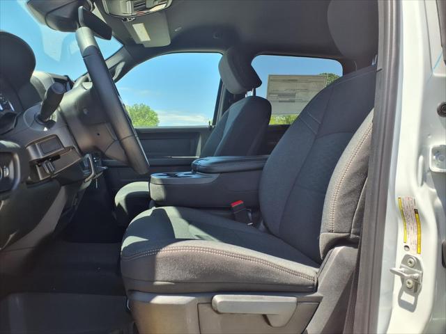 2026 Ram 3500 Tradesman Crew Cab 4x4 8' Box