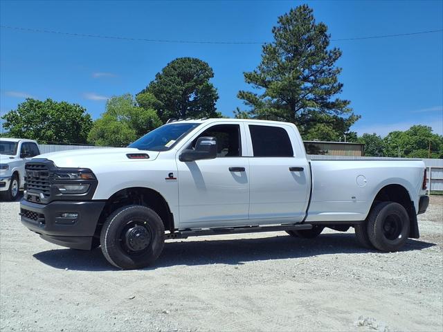2026 Ram 3500 Tradesman Crew Cab 4x4 8' Box