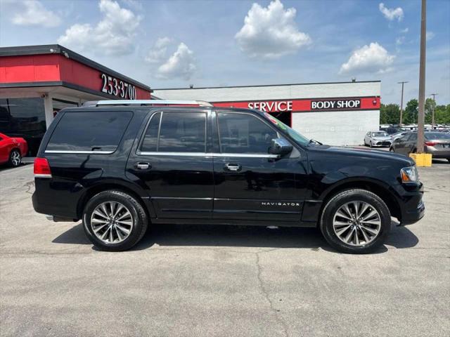 2016 Lincoln Navigator Select