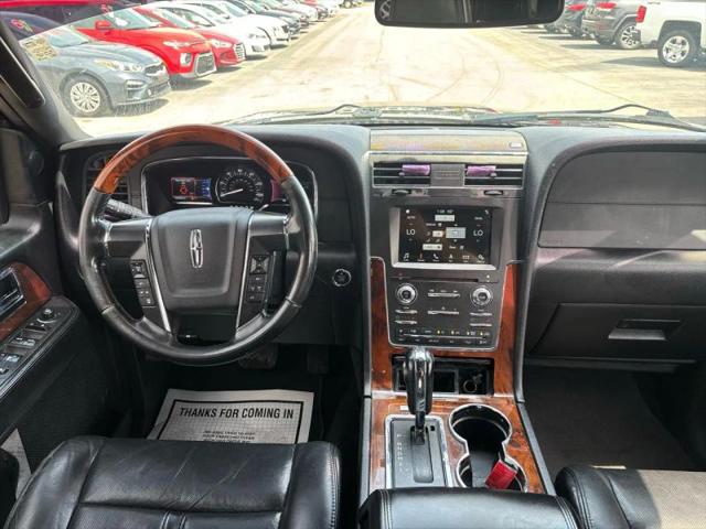 2016 Lincoln Navigator Select