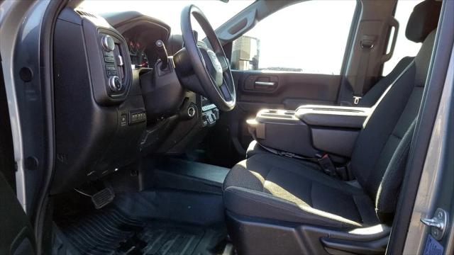 2025 GMC Sierra 3500HD 4WD Crew Cab Long Bed Pro