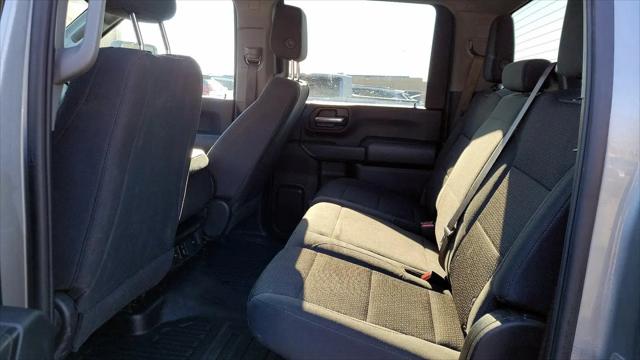 2025 GMC Sierra 3500HD 4WD Crew Cab Long Bed Pro