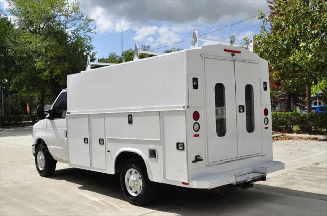 2017 Ford E-350 Cutaway Base