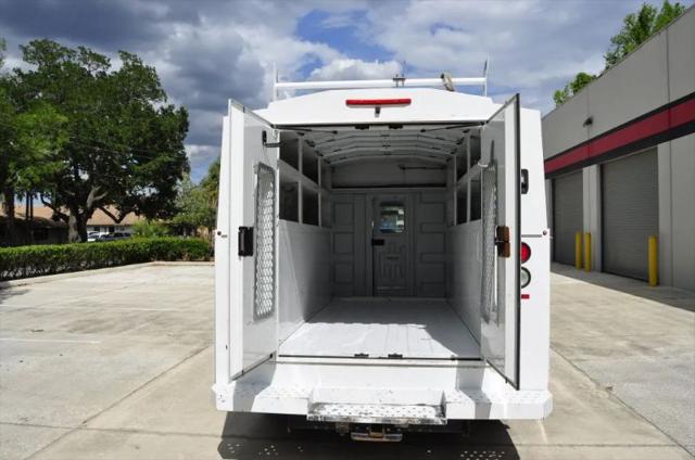2017 Ford E-350 Cutaway Base