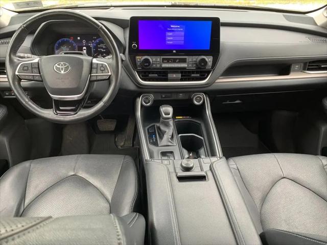 2024 Toyota Grand Highlander Platinum