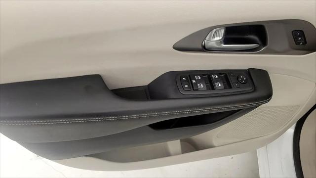 2020 Chrysler Pacifica Touring L Plus