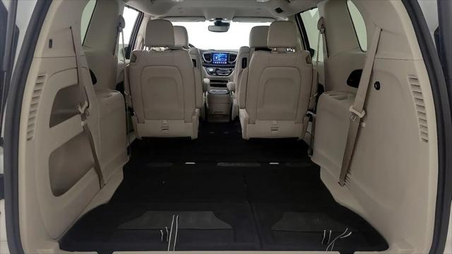 2020 Chrysler Pacifica Touring L Plus