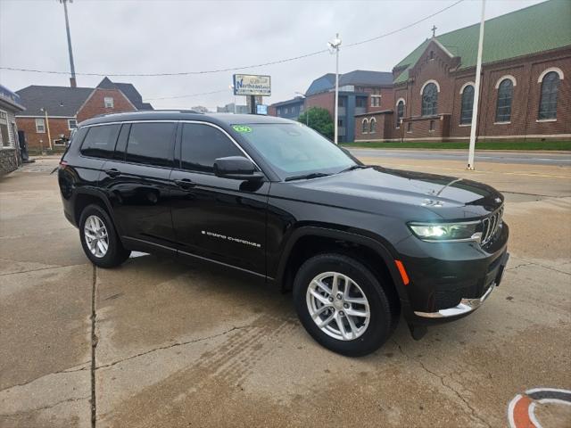 2022 Jeep Grand Cherokee L Laredo 4x4
