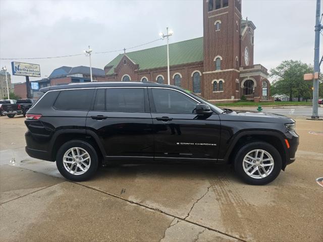 2022 Jeep Grand Cherokee L Laredo 4x4