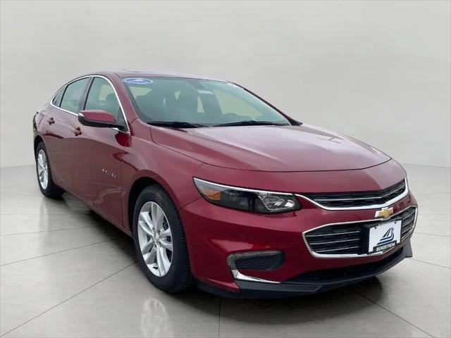 2018 Chevrolet Malibu LT for sale in Oshkosh, WI