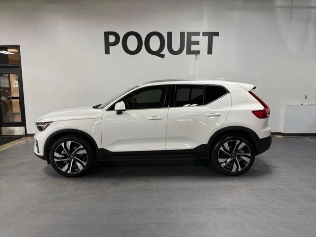 2023 Volvo XC40 B5 Plus Bright Theme for sale in Golden Valley, MN