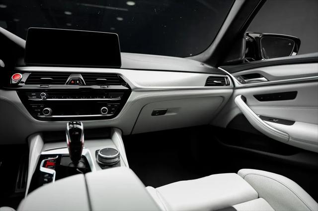 2023 BMW M5 Standard