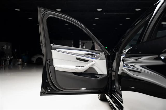 2023 BMW M5 Standard