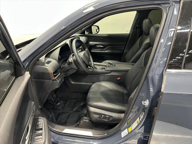2025 Toyota Grand Highlander Hybrid Platinum MAX