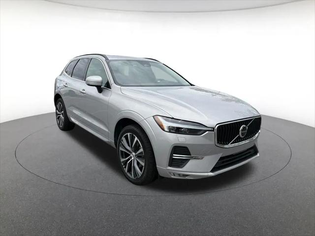 2022 Volvo XC60 B5 Momentum