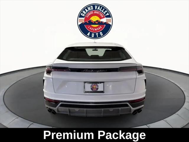2019 Lamborghini Urus Standard
