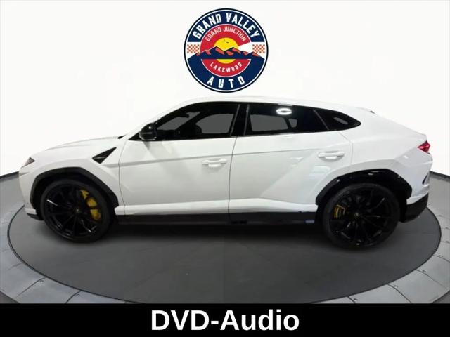 2019 Lamborghini Urus Standard