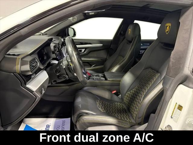 2019 Lamborghini Urus Standard