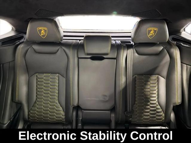 2019 Lamborghini Urus Standard