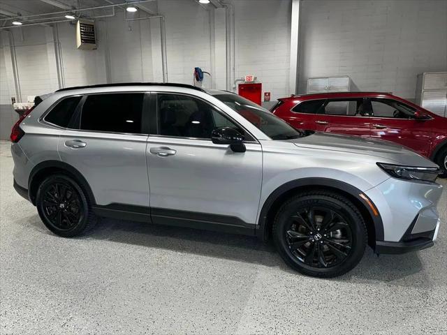 2023 Honda CR-V Hybrid Sport Touring for sale in Waterloo, IA