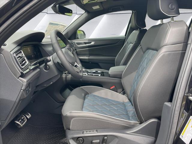 2026 Volkswagen Atlas Cross Sport SEL Premium R-Line