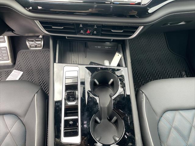 2026 Volkswagen Atlas Cross Sport SEL Premium R-Line