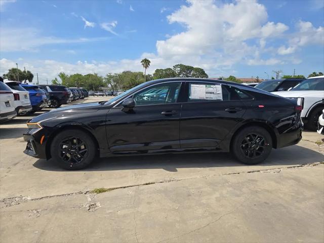 2026 Kia K5 LXS FWD